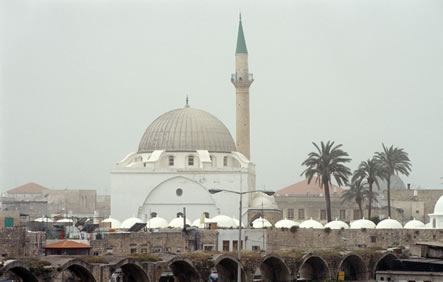 A recent photograph of Al-Jazzar Mosque in ‘Akká.