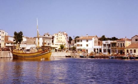 Gallipoli, Turkey, in a photo from modern times.