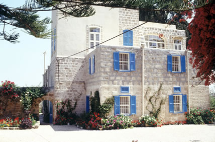 The Mansion of Mazra‘ih, view from the west.