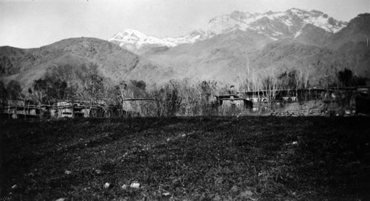 The village of Niyavaran near Tehran, where Bahá’u’lláh stayed overnight.